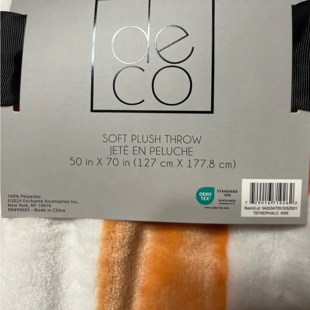 Viral Halloween Ghost Blanket